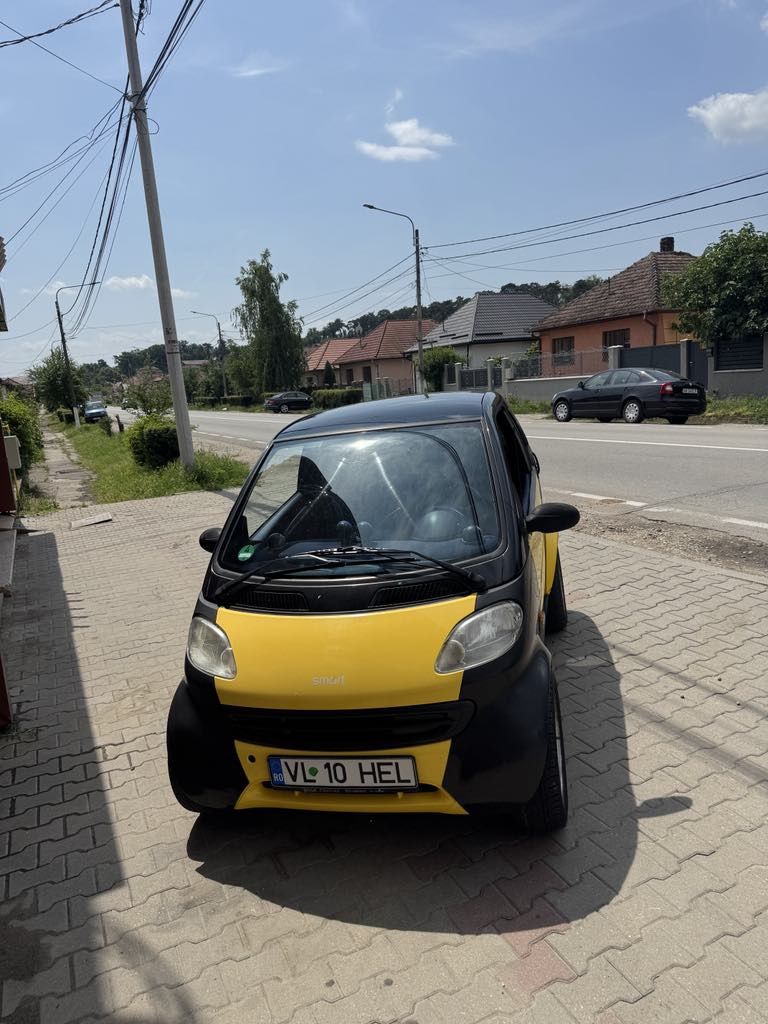 Smart fortwo 600 benzina automat