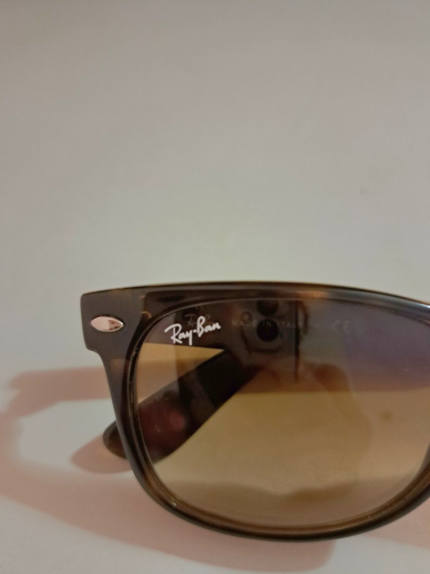 Слънчеви очила Ray-Ban New Wayfarer Classic RB2132 710/51
