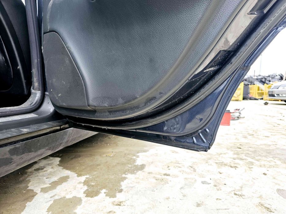 Usa dreapta spate Mercedes Clasa C (W203) [Fabr 2000-2007] 189 NEGRU S