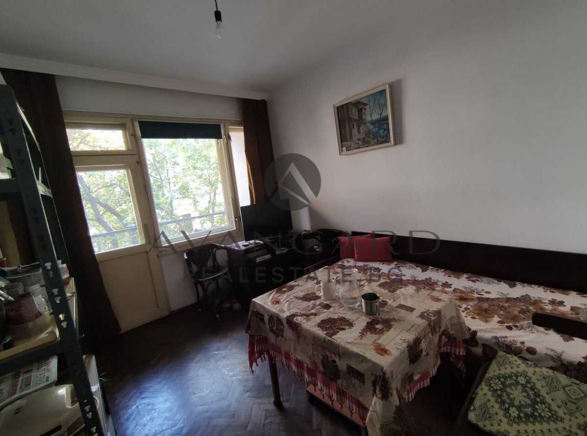 Продава се Многостаен апартамент в Пловдив, Център - 120 кв.м за 2228 €/кв.м - Снимка #3