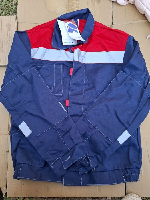 Продам Спец костюмы.