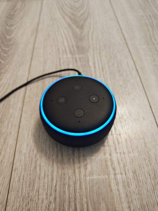 Boxa Echo Dot Amazon Alexa (boxa inteligenta)