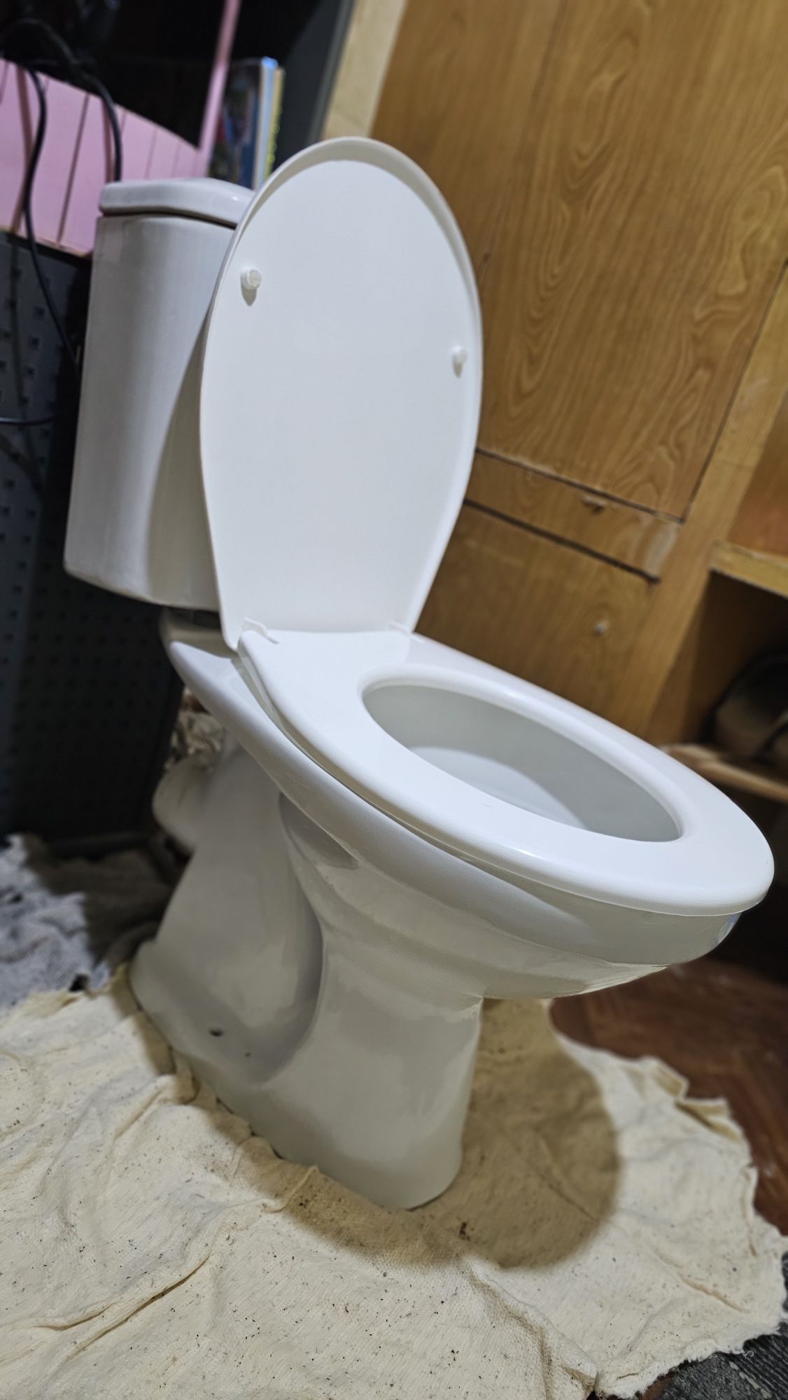 Продаётся Унитаз