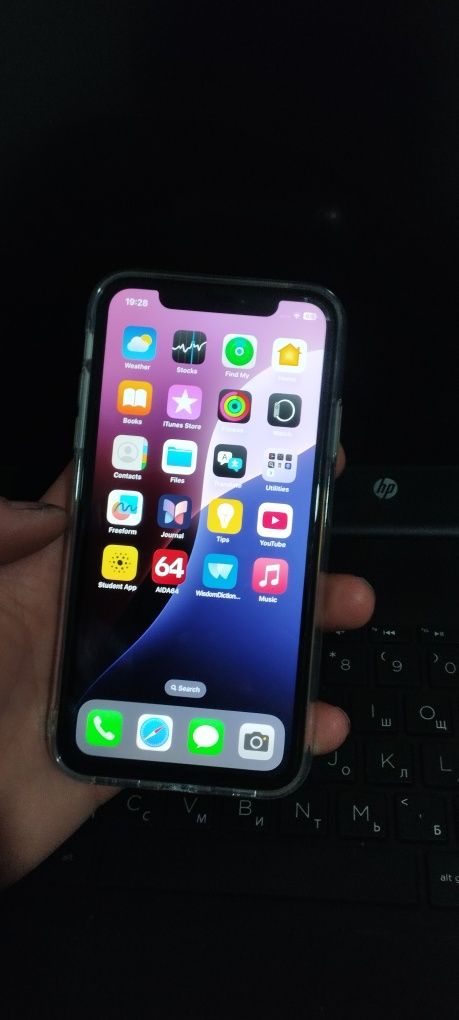 Iphone XR.                            .