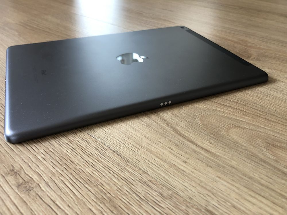 iPad 9 gen Cellular + Wi-Fi 64GB