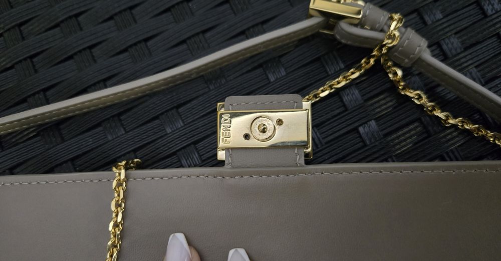 Fendi baguette оригинална чанта
