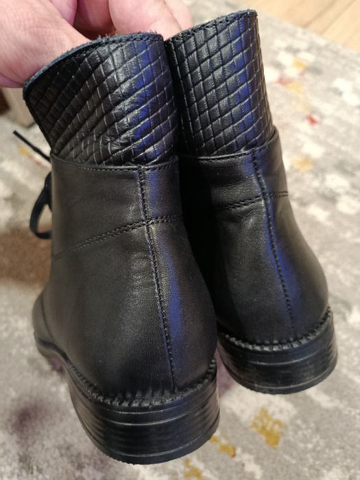 Дамски боти .39.
