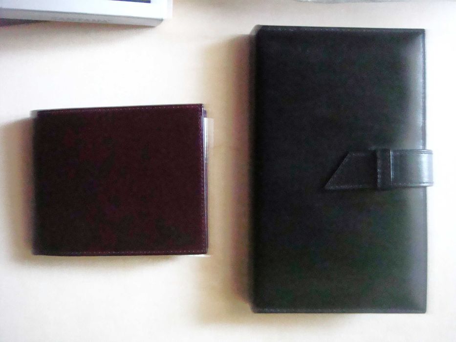 Кожени портфеил и визитник