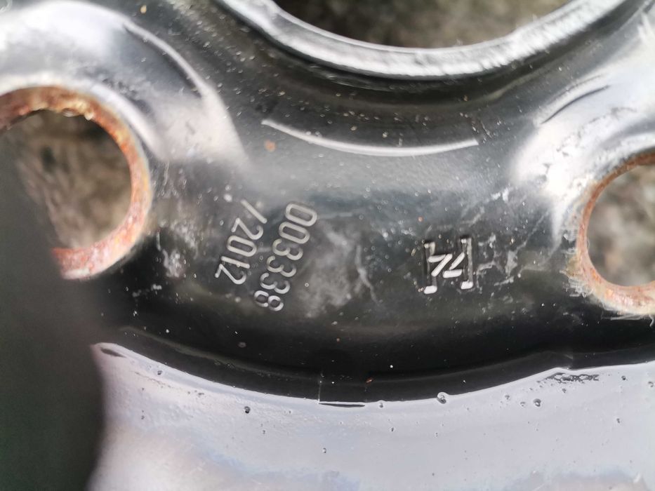 Dunlop 215/65 R16 nerulate în romania folosite doar o lună