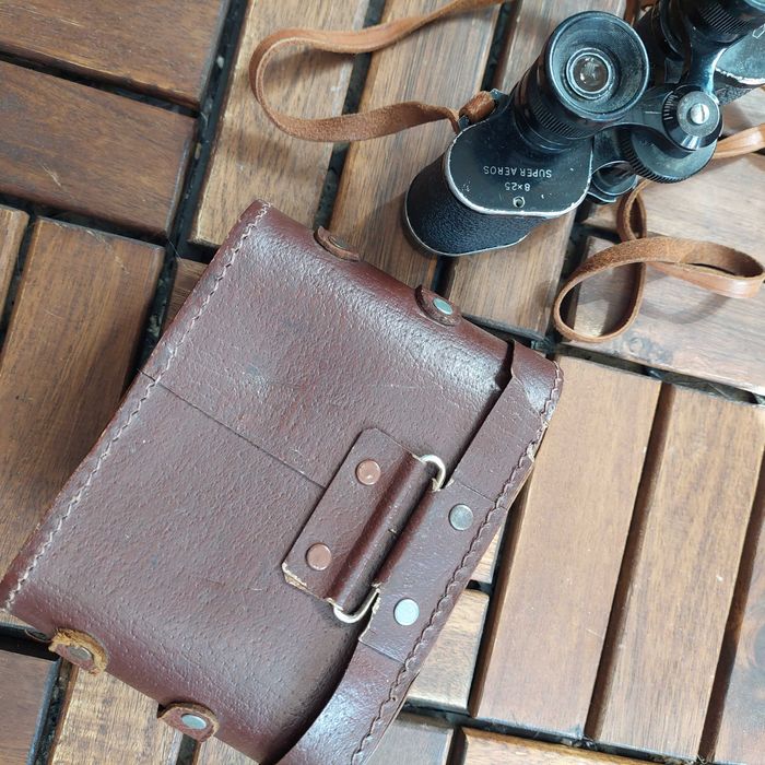 Бинокъл Solux paris super aeros с напълно здрави лупи