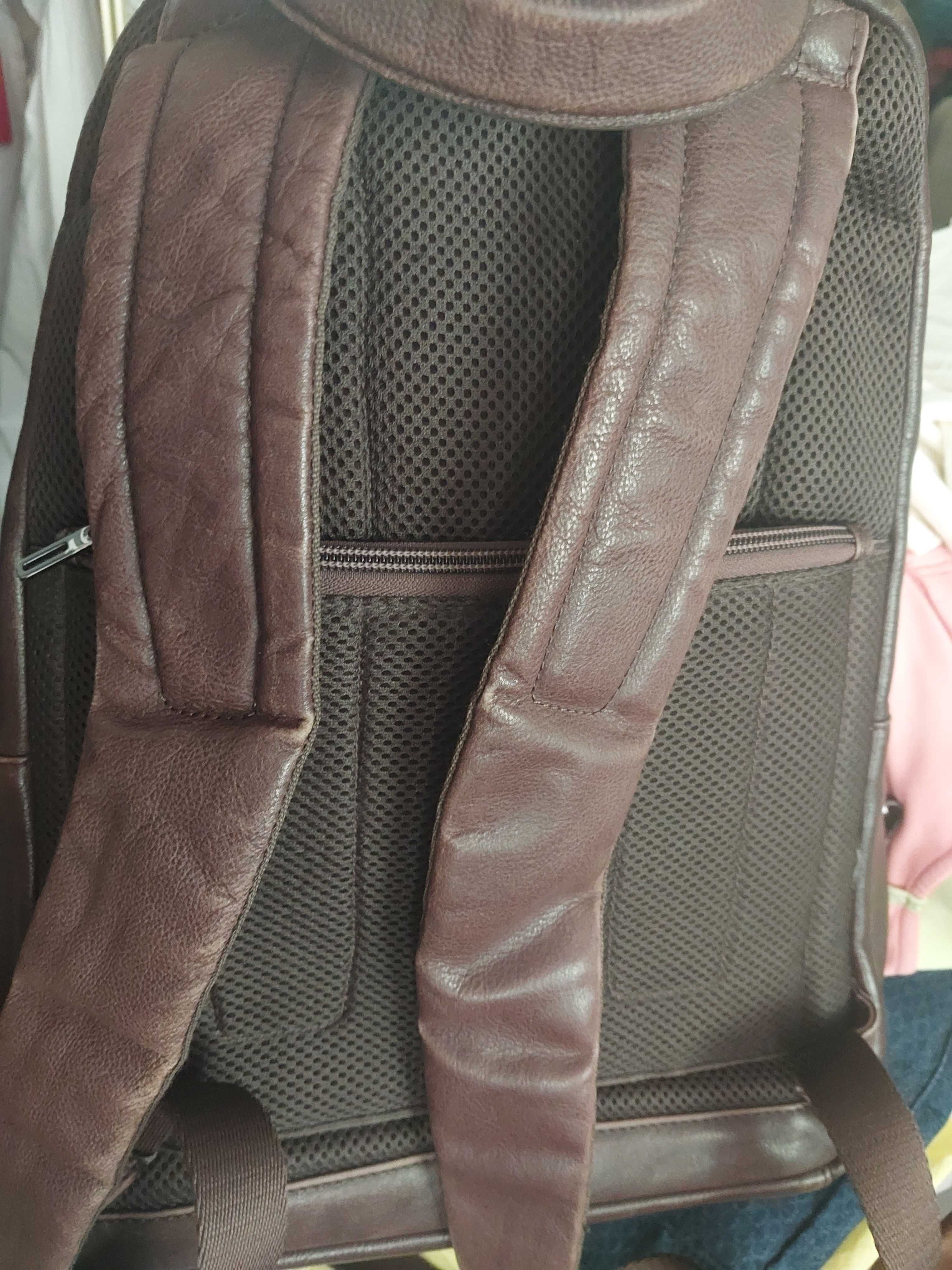 Max Mara Original Диоптрични очила PIQUADRO кожена офисна раница