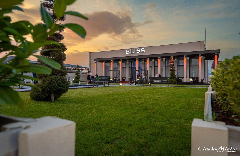 SALA de Închiriat sau Vândut 701mp