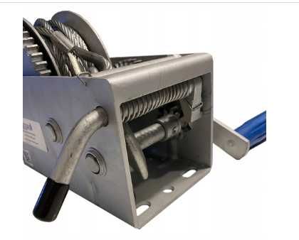 cel mai puternic troliu manual  HUSAR WINCH de 4500 lbs(trage 2000 kg)