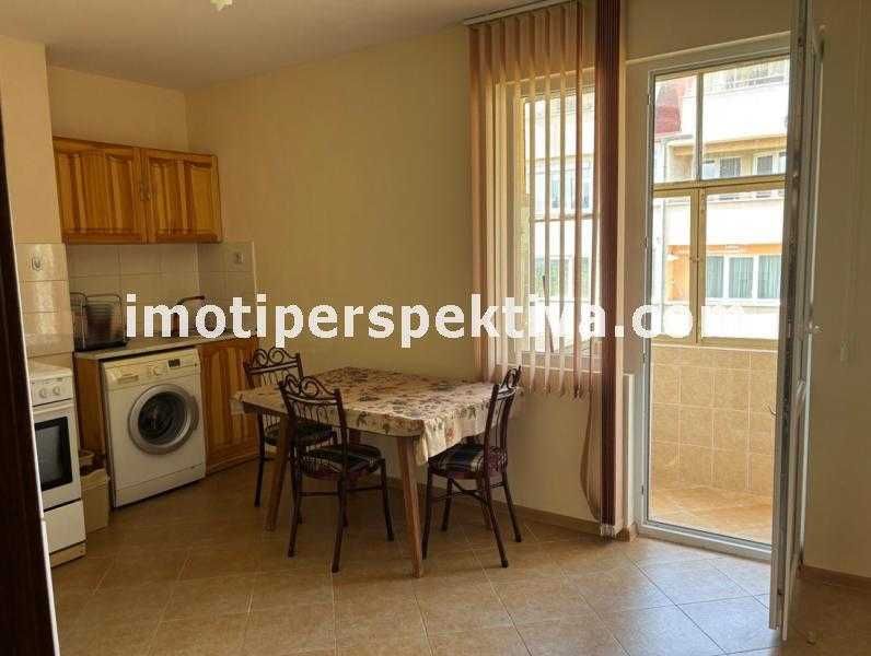 Продава се Двустаен апартамент в Пловдив, Център - 65 кв.м за 2119 €/кв.м - Снимка #2