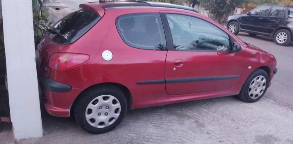 Vând Peugeot 206