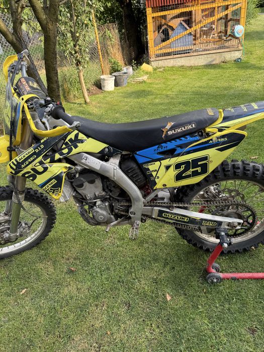 Suzuki rmz 250 cc 2015