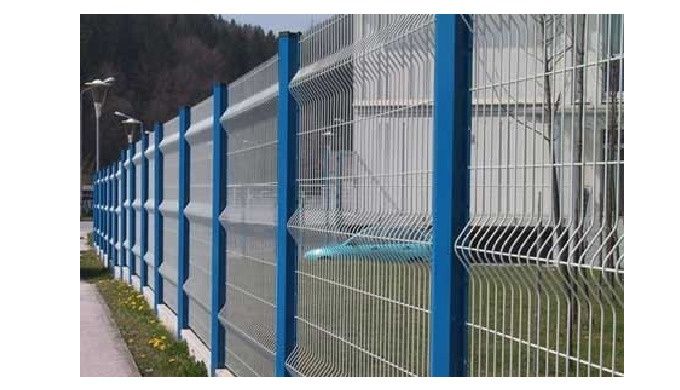 Realizăm garduri din plasă bordurata la oferta