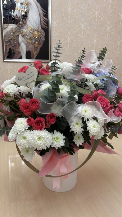 Композиция цветовв