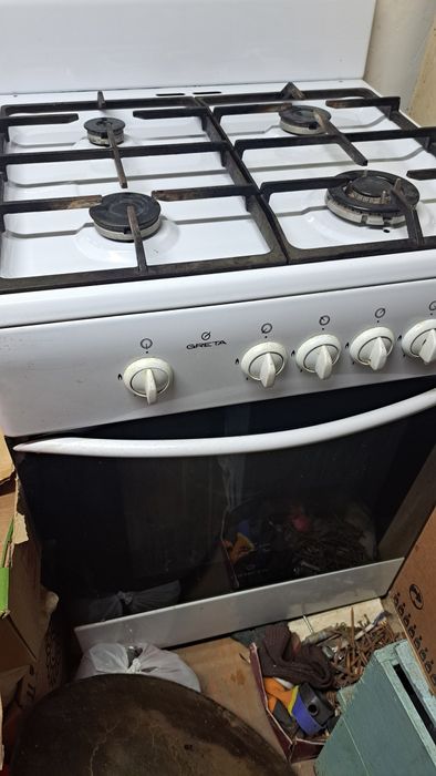 Продам  газовую духовку