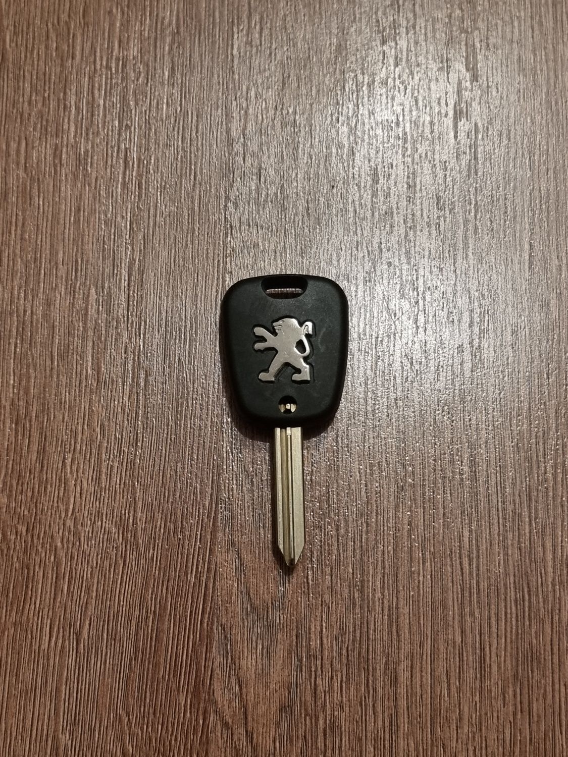 Ключ за Пежо / Peugeot