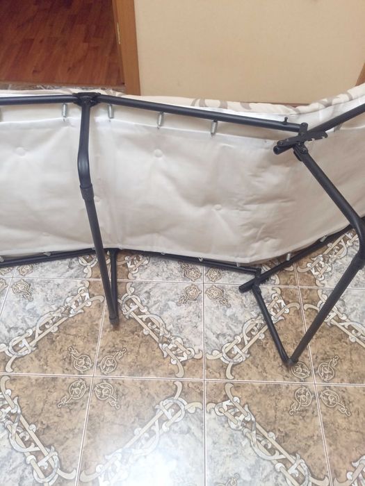 Раскладушка с матрасом