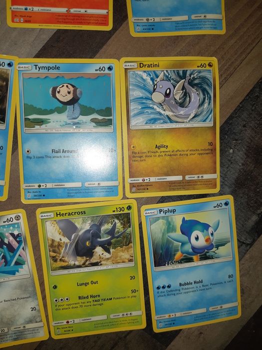 Cartonașe Pokemon