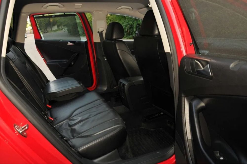 Vand passat B6 2010/Parcheaza singura/Automata/Xenon/Line assist/ACC