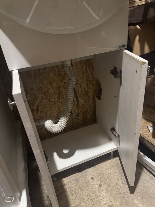 Dulap de baie cu chiuvetă