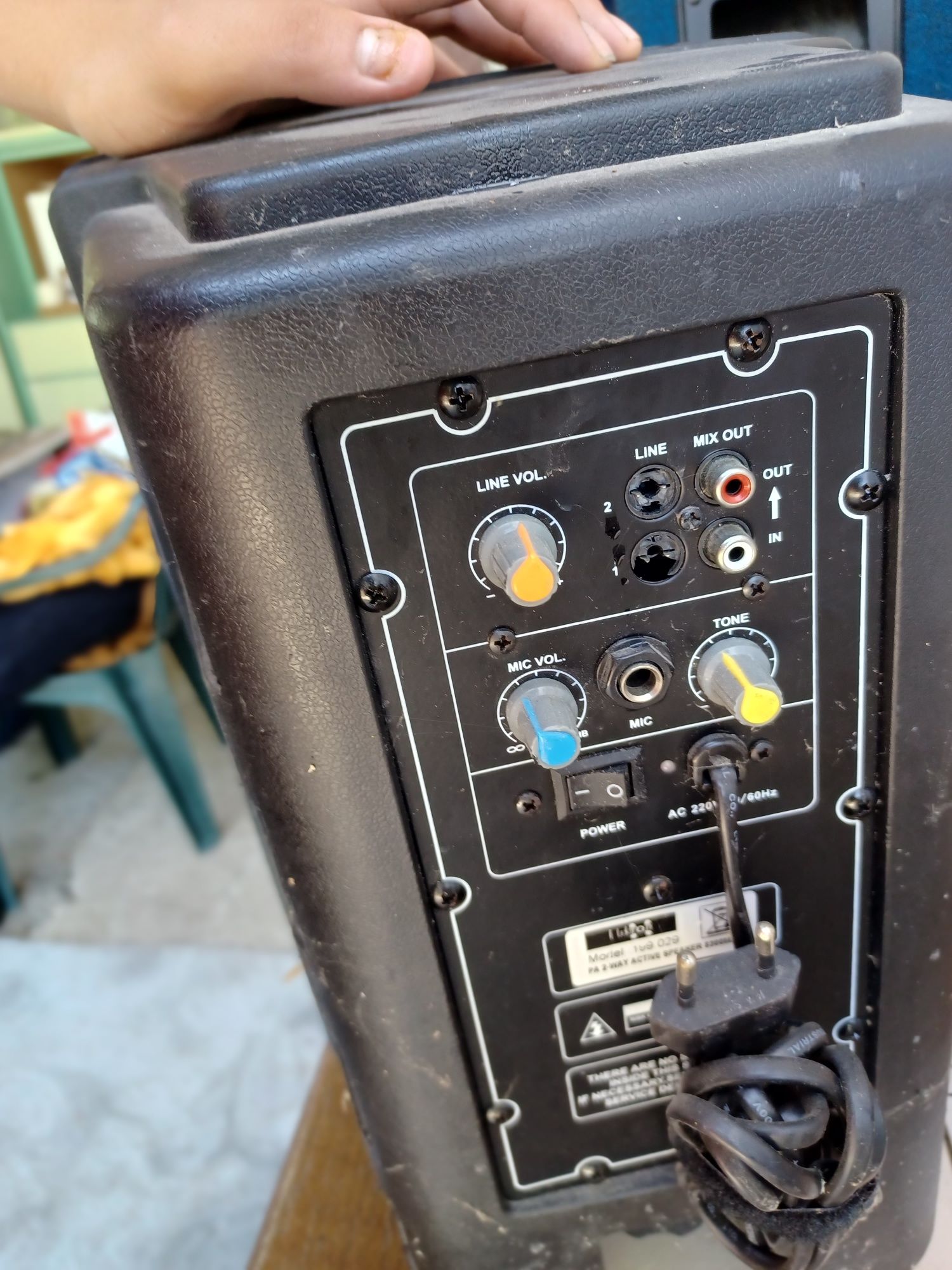 Vand Boxe 440v Power
