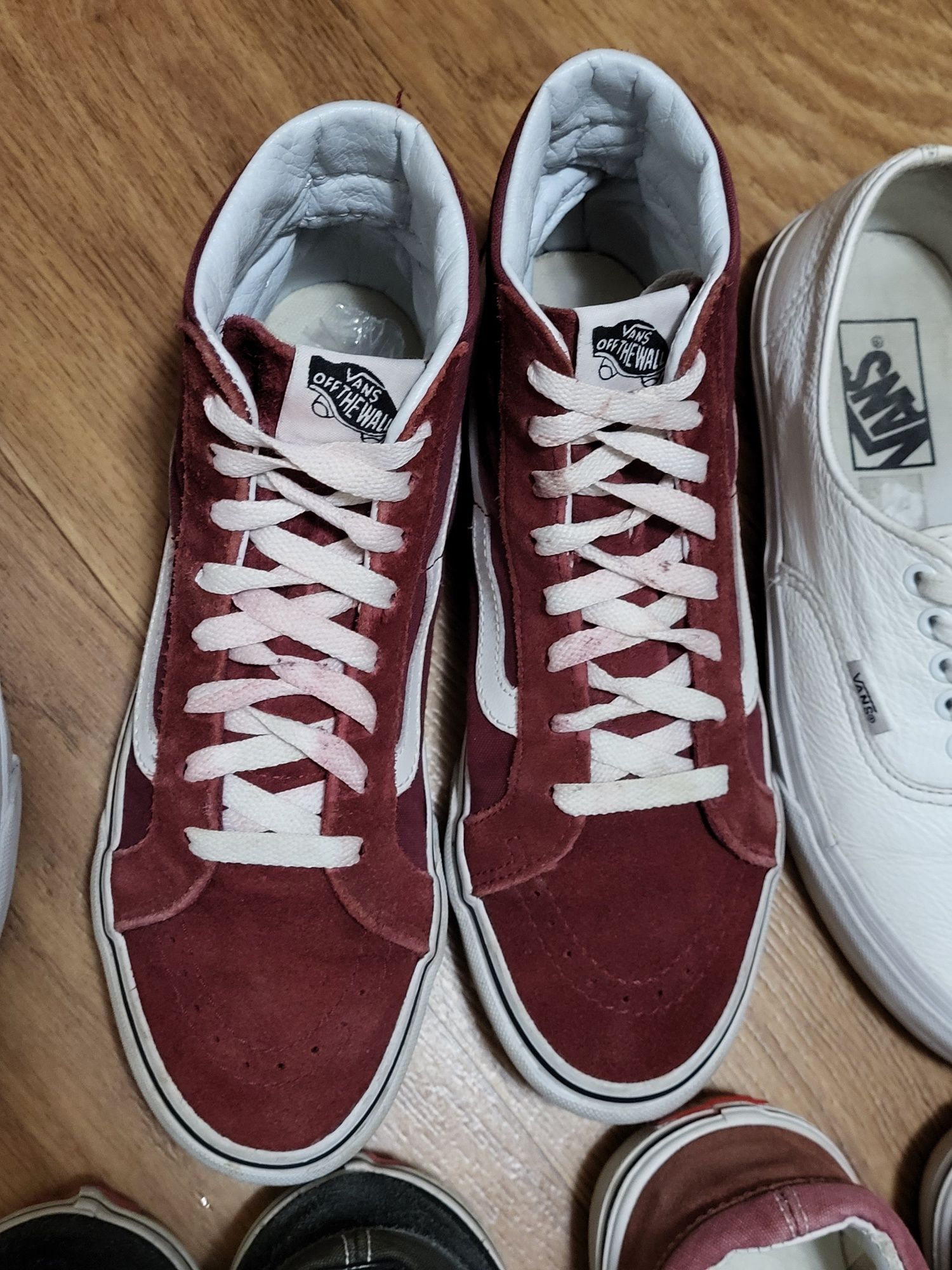 Колекция кецове Vans 37-39 + няколко Converse