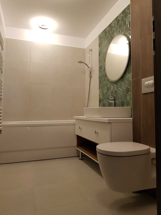 Proprietar vand apartament 2 camere Urban Plaza cu loc de parcare