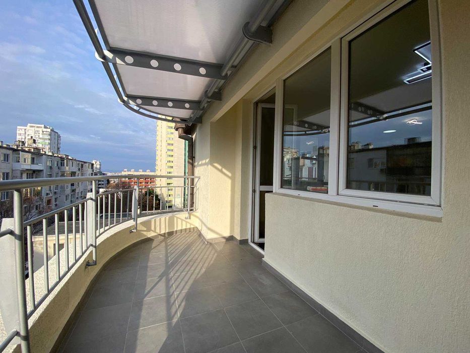 Продава се Тристаен апартамент в Бургас, Зорница - 130 кв.м за 1850 €/кв.м - Снимка #6