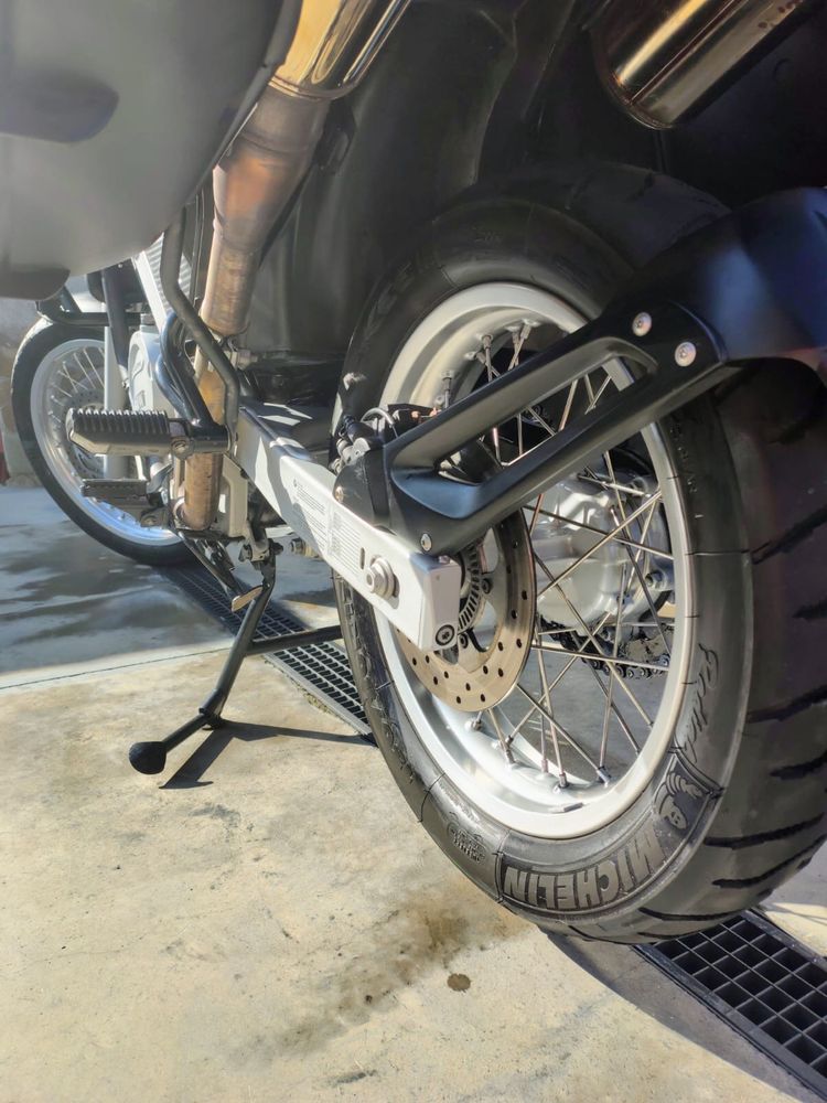 Motocicleta BMW F 650 GS