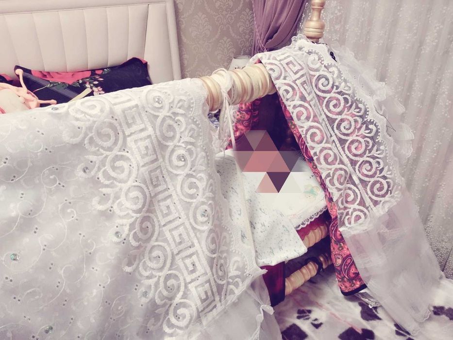 Бешик сотилади Холати зор