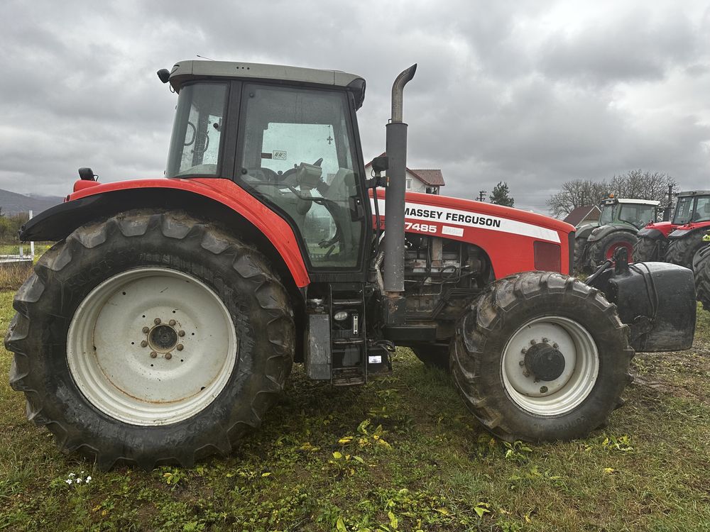 Tractor Massey Ferguson 7485