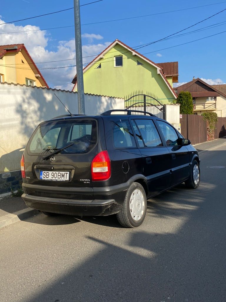 Opel Zafira 1.6 benzina