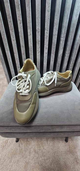 Adidasi Hermes originali