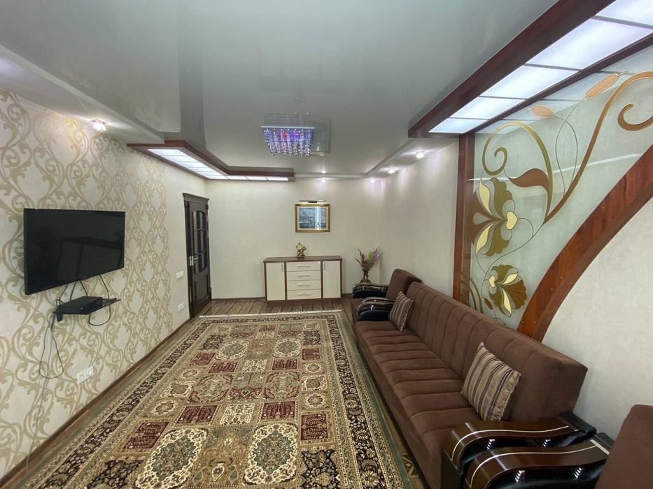 Срочно продаётся квартира ц-1 ресторан Бибигон 3-комната 80м2 укомплек