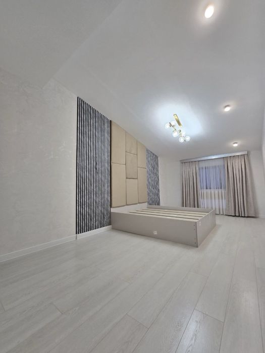 4 xona Mansard xonadon sotiladi