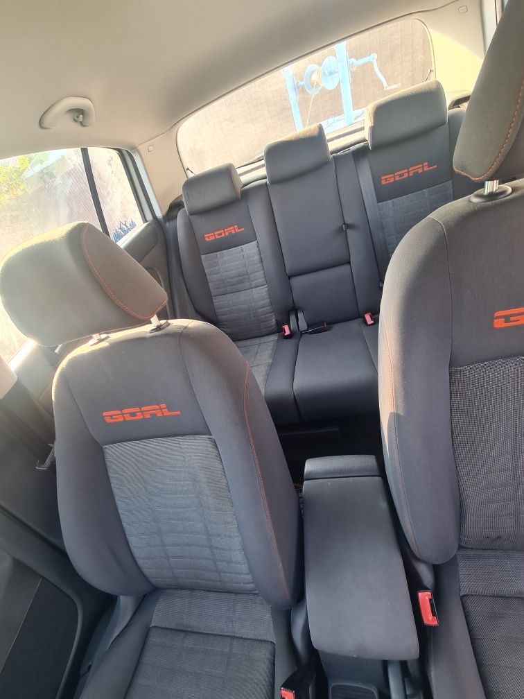 Volkswagen golf plus