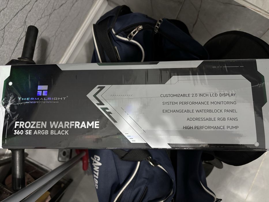 Frozen Warframe 360 SE ARGB Black