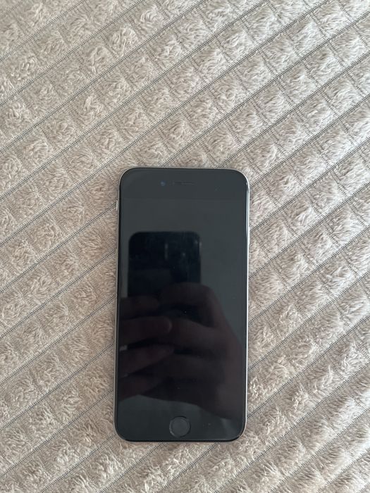 Продеоется iPhone 6 в хорошем состоянии без комплектующих