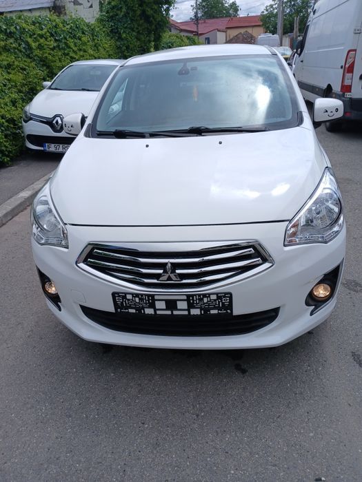 Vând mitsubishi 1.2