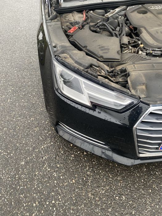 Faruri xenon LED Audi A4 B8 8W