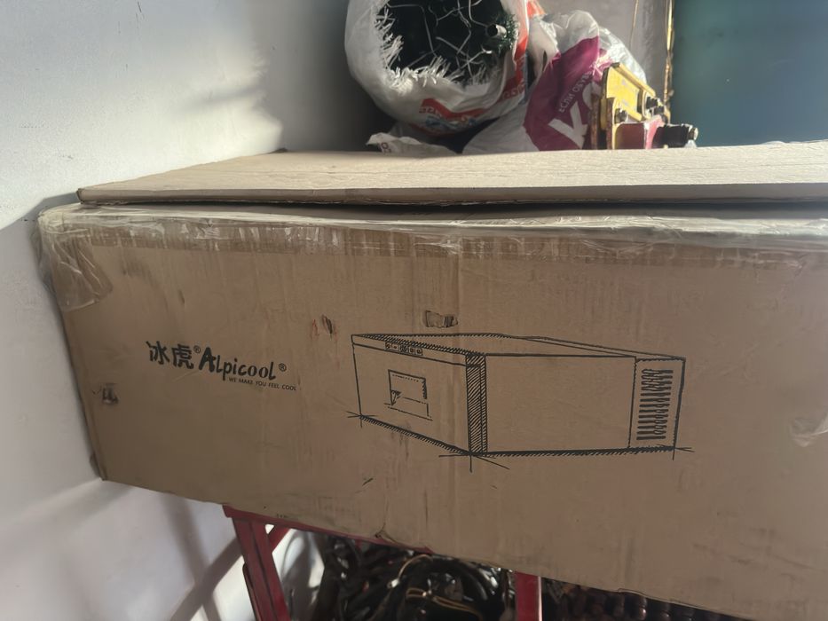 Автохолодильник Alpicool компрессорный AP 30 30 л черный