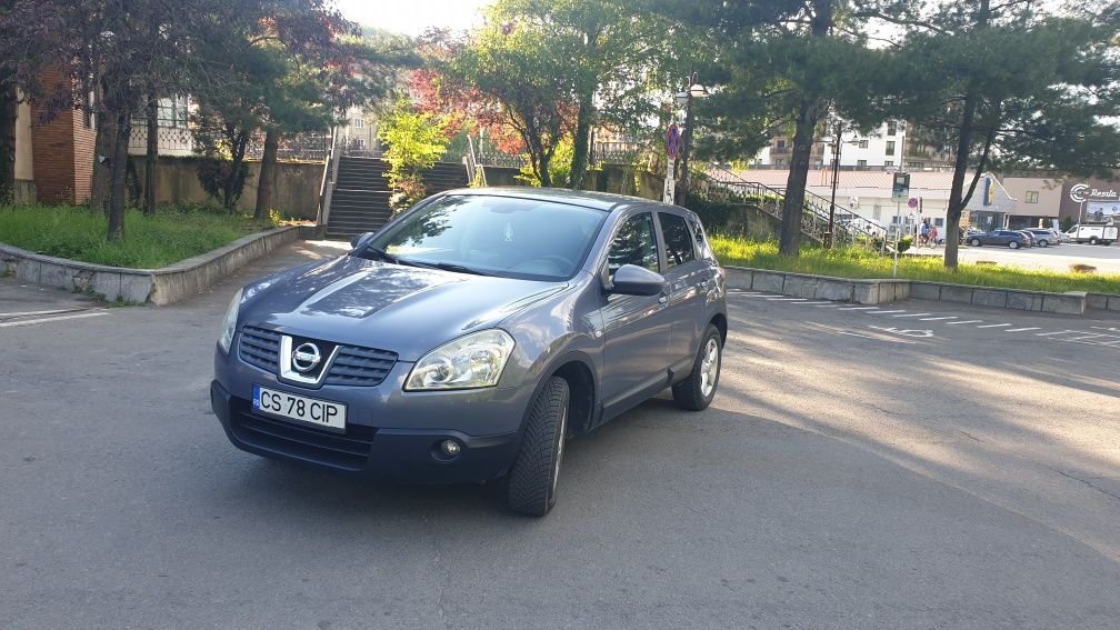 Vând Nissan qashqai