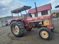 Tractor international 844 s