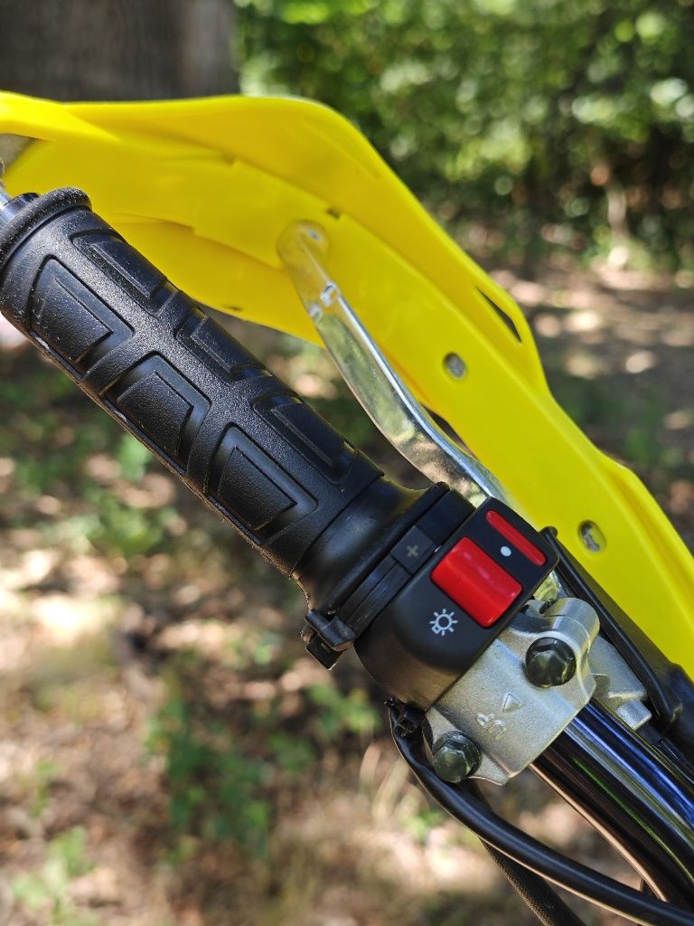 Motocicleta Enduro, nu (Ktm, Honda,Husqvarna, Suzuki) Alfarad T7 250 c