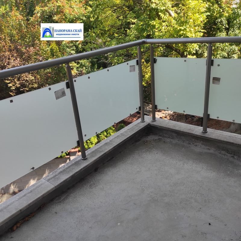 Продава се Тристаен апартамент в Плевен, Идеален център - 91 кв.м за 1484 €/кв.м - Снимка #9