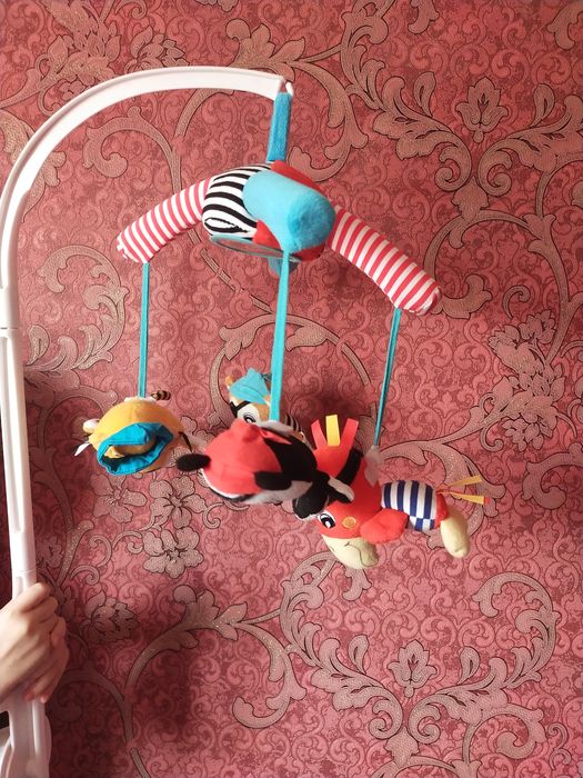 Мобиль для новорожденного